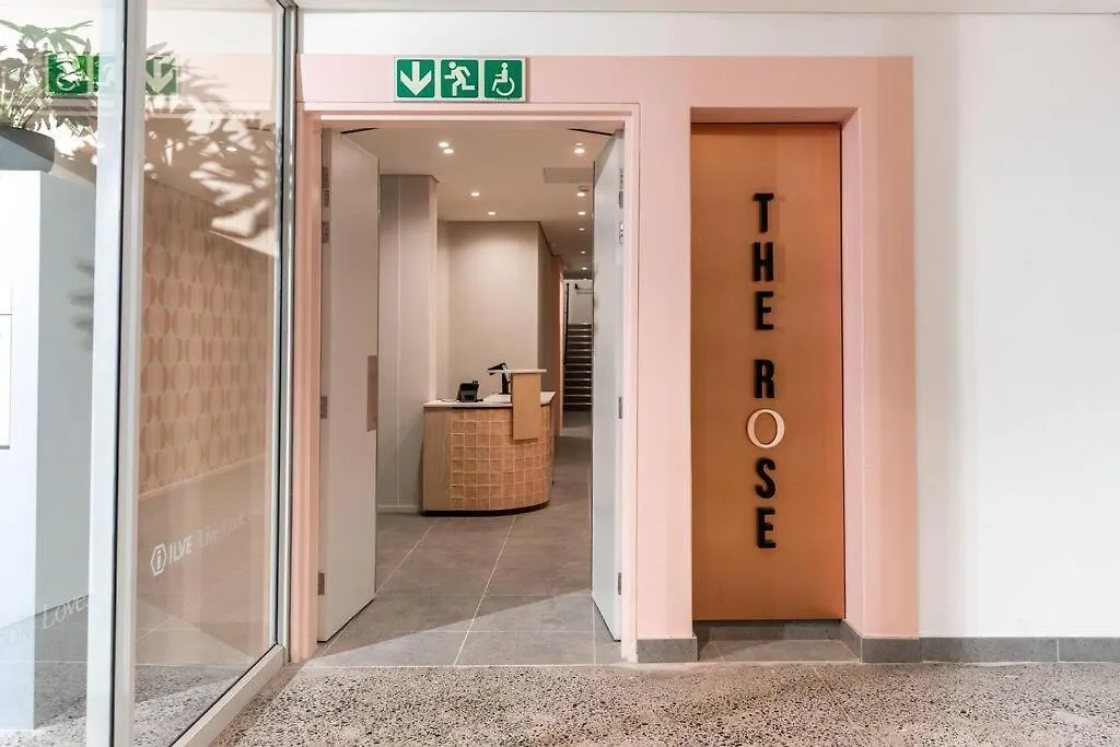 The Rose 407: Modern City Studio With Rooftop Pool Κέιπ Τάουν Διαμέρισμα